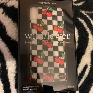 iPhone XR wildflower phone case